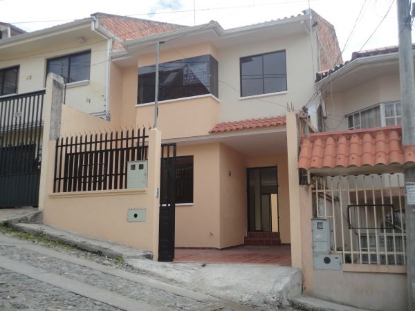 VENDO VILLA POR ESTRENAR