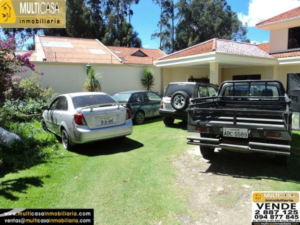 Vendo o Cambio casa grande sector Tres Puentes por terreno dentro de la Ciudad Cuenca - Ecuador