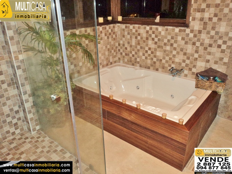 Casa amoblada en Venta a crédito sector Río Amarillo Cuenca - Ecuador.