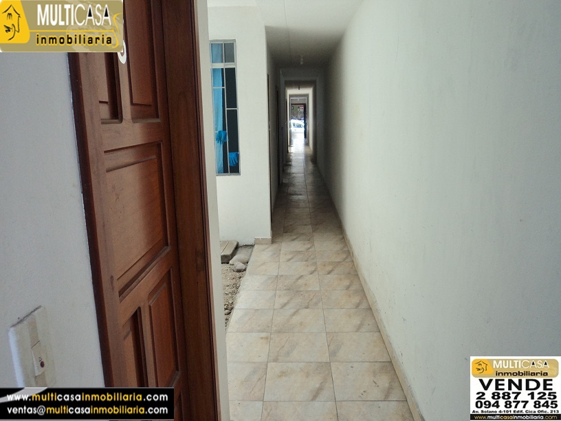 Casa Comercial de 4 plantas en Venta a Crédito sector Centro de la Ciudad Cuenca - Ecuador