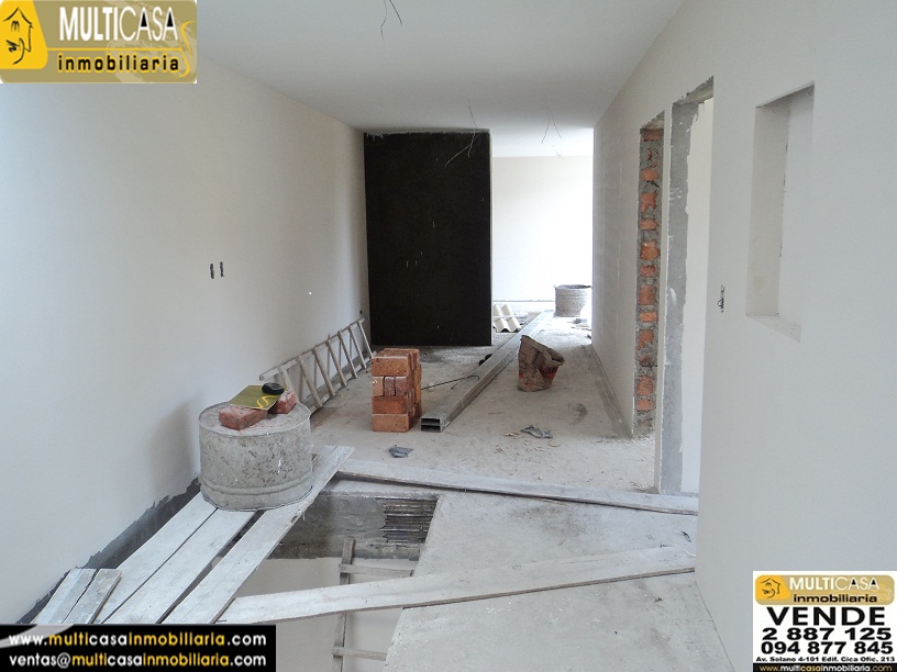 Venta de hermosa casa grande en sector entrada a Ricaurte (Se entrega Terminada) Cuenca - Ecuador