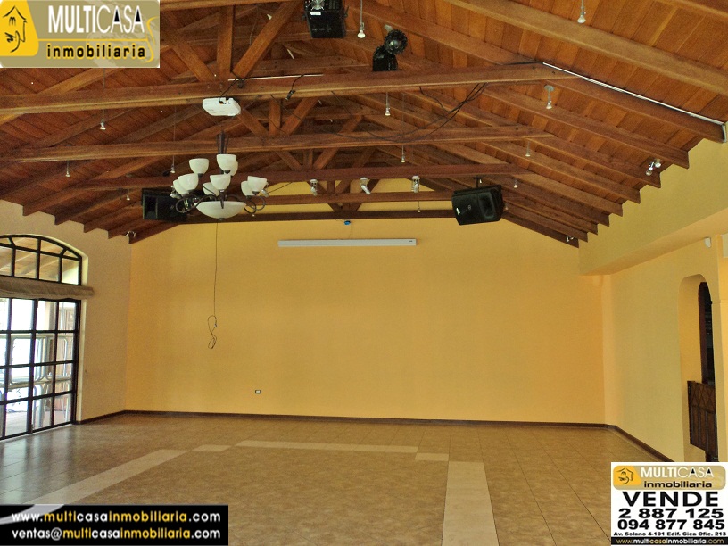 Venta de hermosa casa grande a crédito Comercial y Residencial sector Don Bosco Cuenca - Ecuador