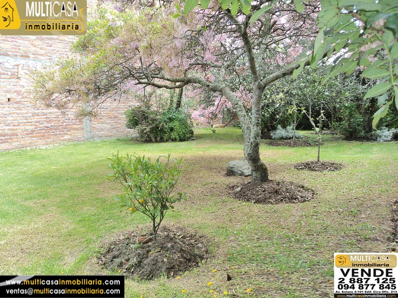 Casa en Venta a Crédito con área verde sector Don Bosco Cuenca - Ecuador