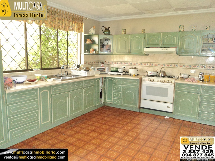 Casa en Venta a Crédito con área verde sector Don Bosco Cuenca - Ecuador