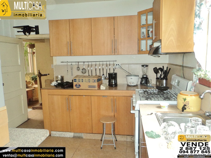 Casa en Venta a crédito de 6 departamentos sector Centro de la Ciudad Cuenca - Ecuador