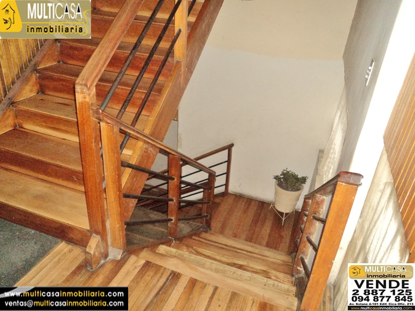 Casa en Venta a crédito de 6 departamentos sector Centro de la Ciudad Cuenca - Ecuador
