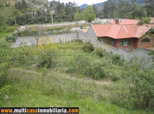 Venta de terreno a crédito sector San Francisco bajo Gualaceo - Ecuador