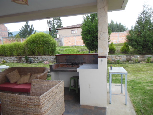ELEGANTE Y AMPLIA VILLA, Sector Río Amarillo