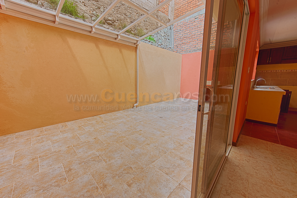 Vendo CASA URBANIZACION LA COLINA