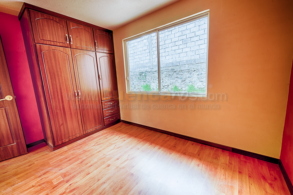 Vendo CASA URBANIZACION LA COLINA