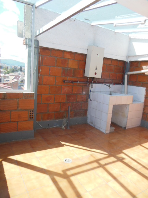 Cerca de Universidades,Sector Av. 10 de Agosto