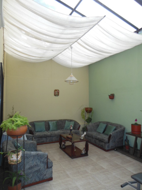 Casa en la Mutualista Azuay 2