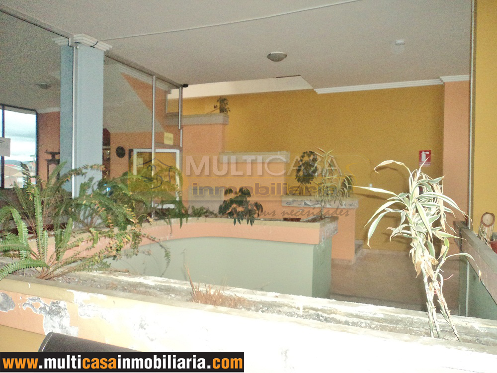 Venta de Edificio súper Comercial a crédito sector Totoracocha Cuenca - Ecuador