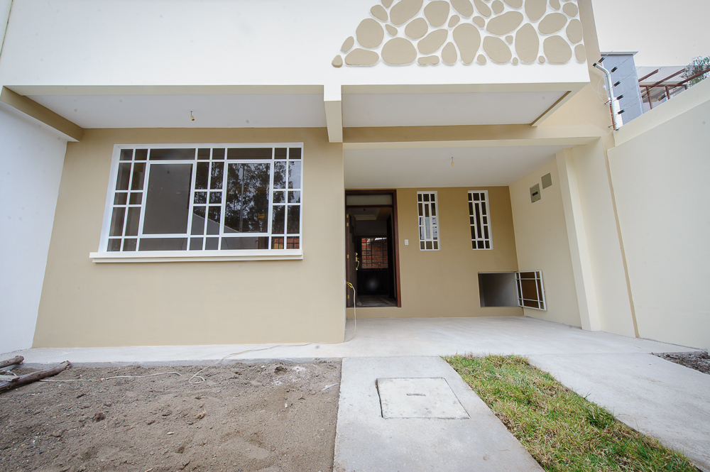 Vendo casa en urbanización colegio de arquitectos