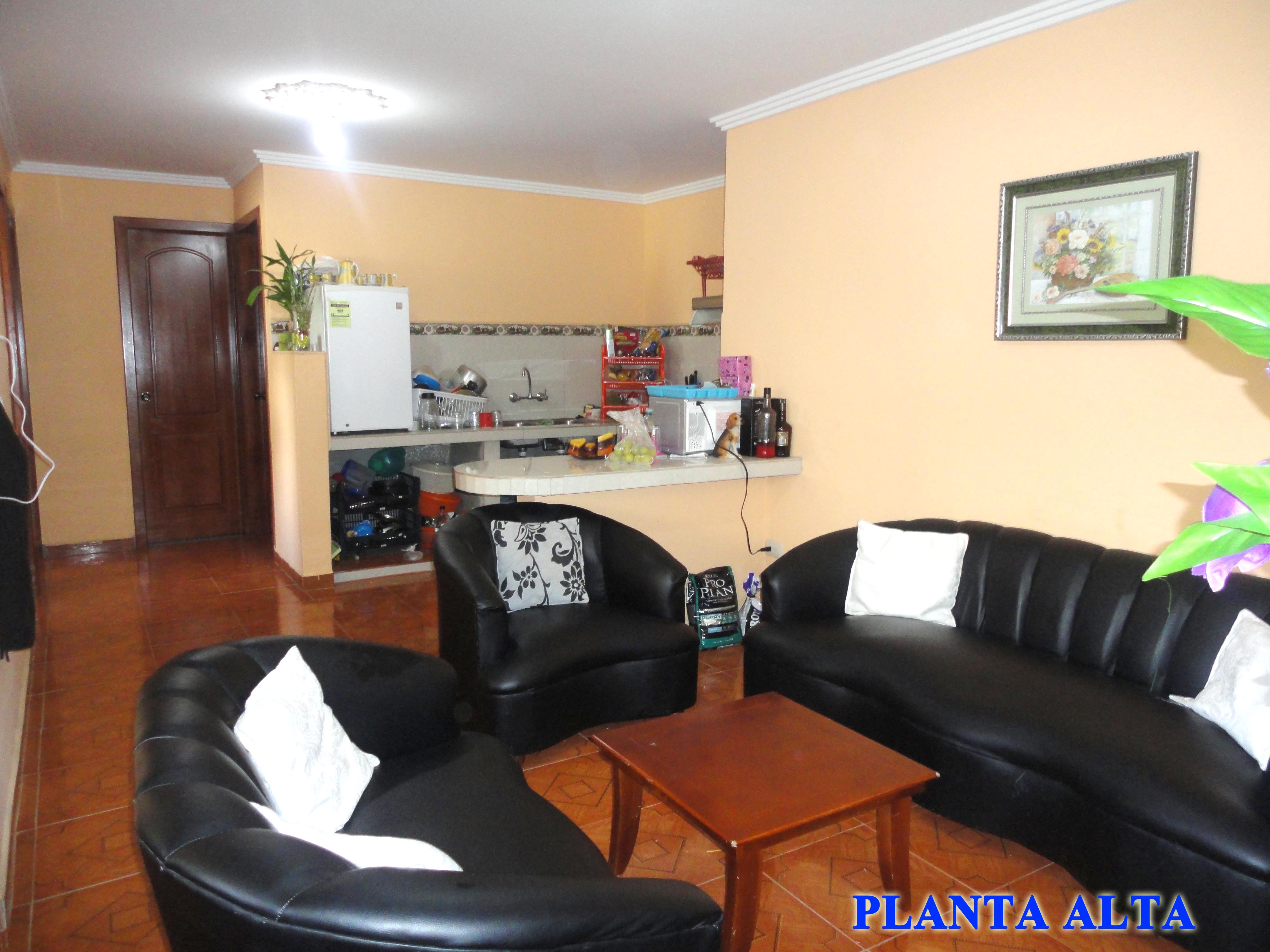 VENDO CASA NUEVA EN PAUTE