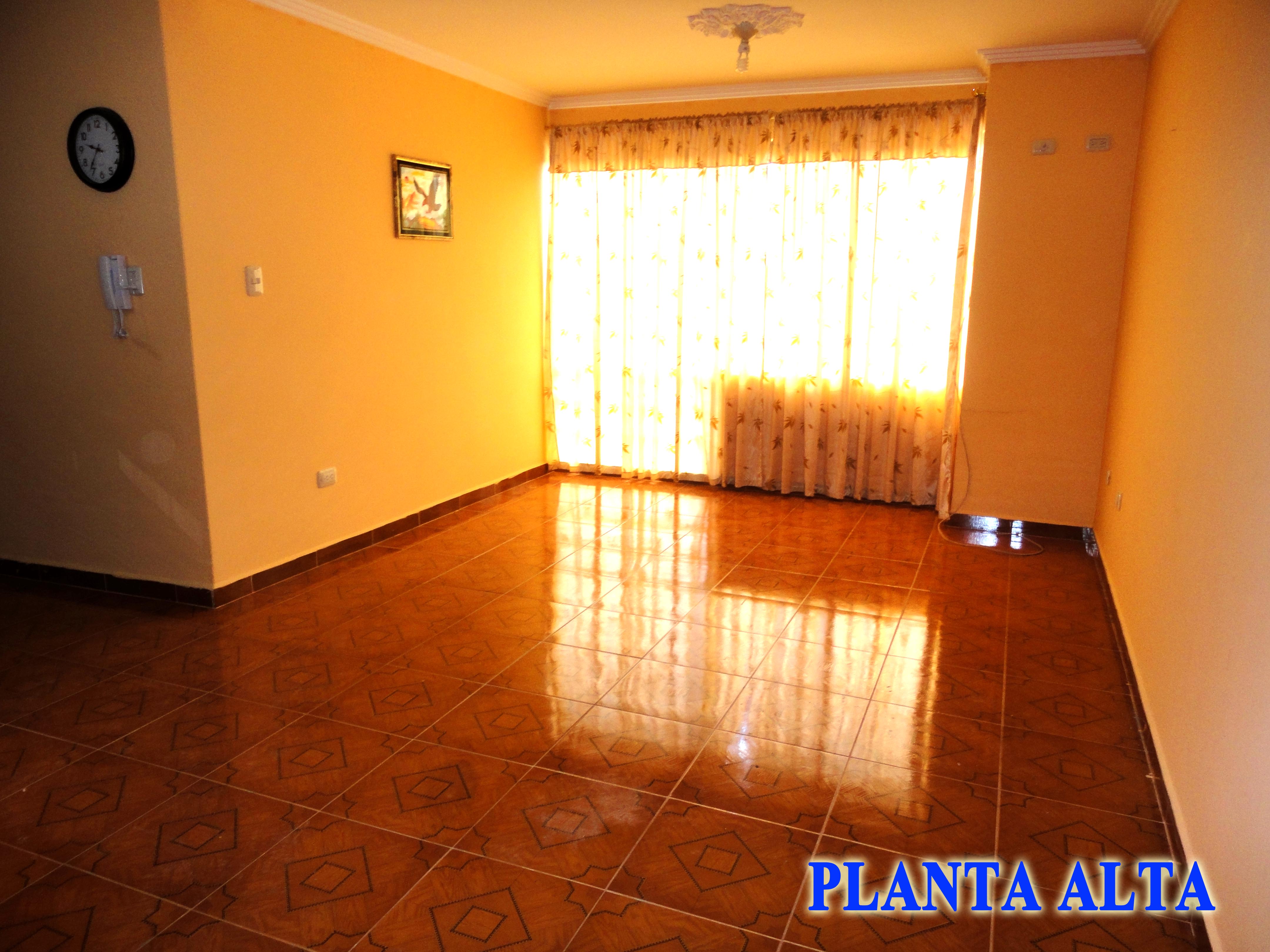 VENDO CASA NUEVA EN PAUTE