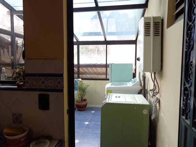 VENDO CASA