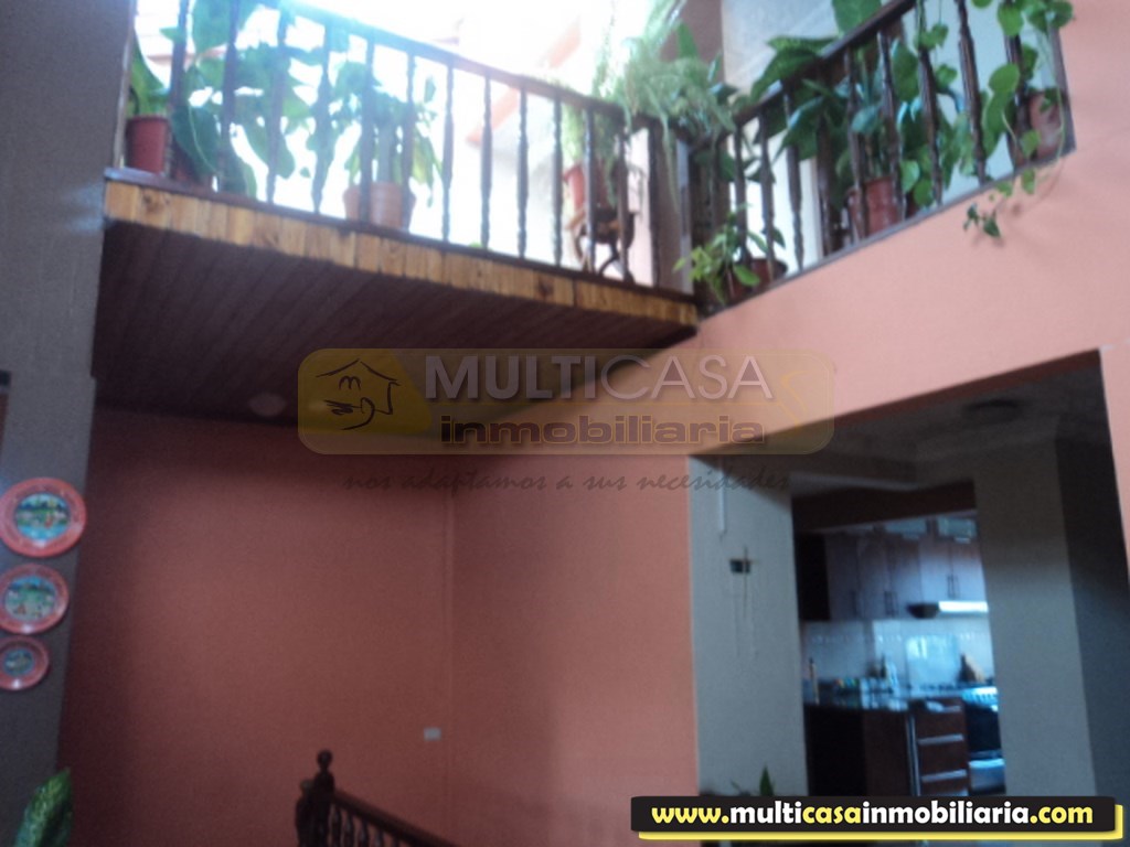 Venta de Hermosa casa a crédito sector Don Bosco Cuenca - Ecuador