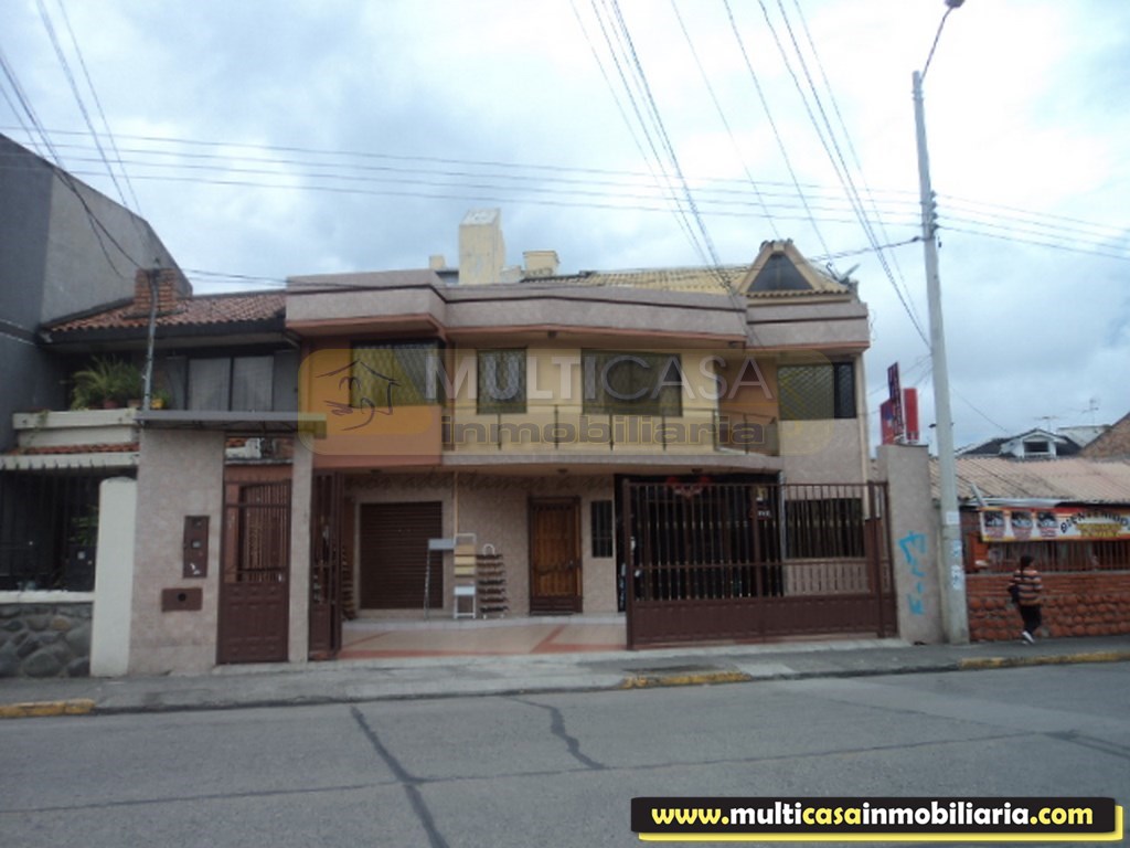 Venta de Hermosa casa a crédito sector Don Bosco Cuenca - Ecuador