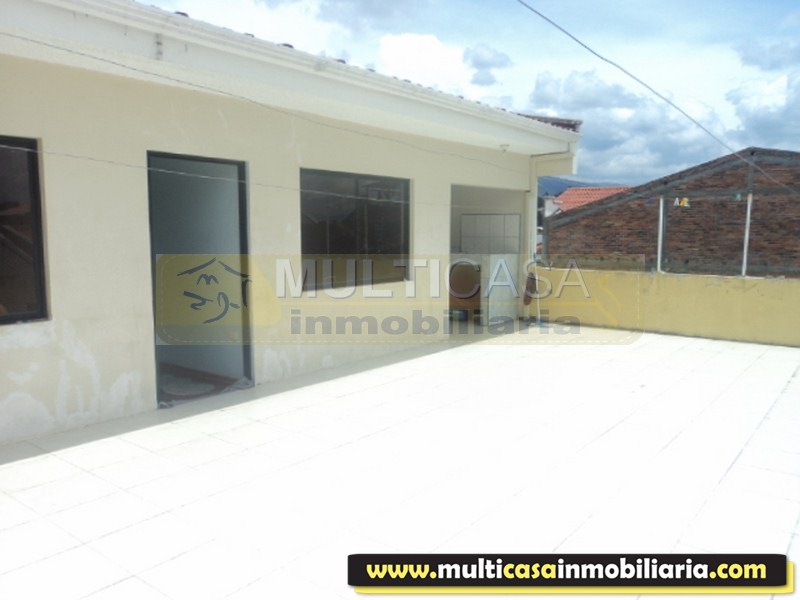 Casa con Local comercial en Venta  Sector 12 de Octubre Cuenca Ecuador