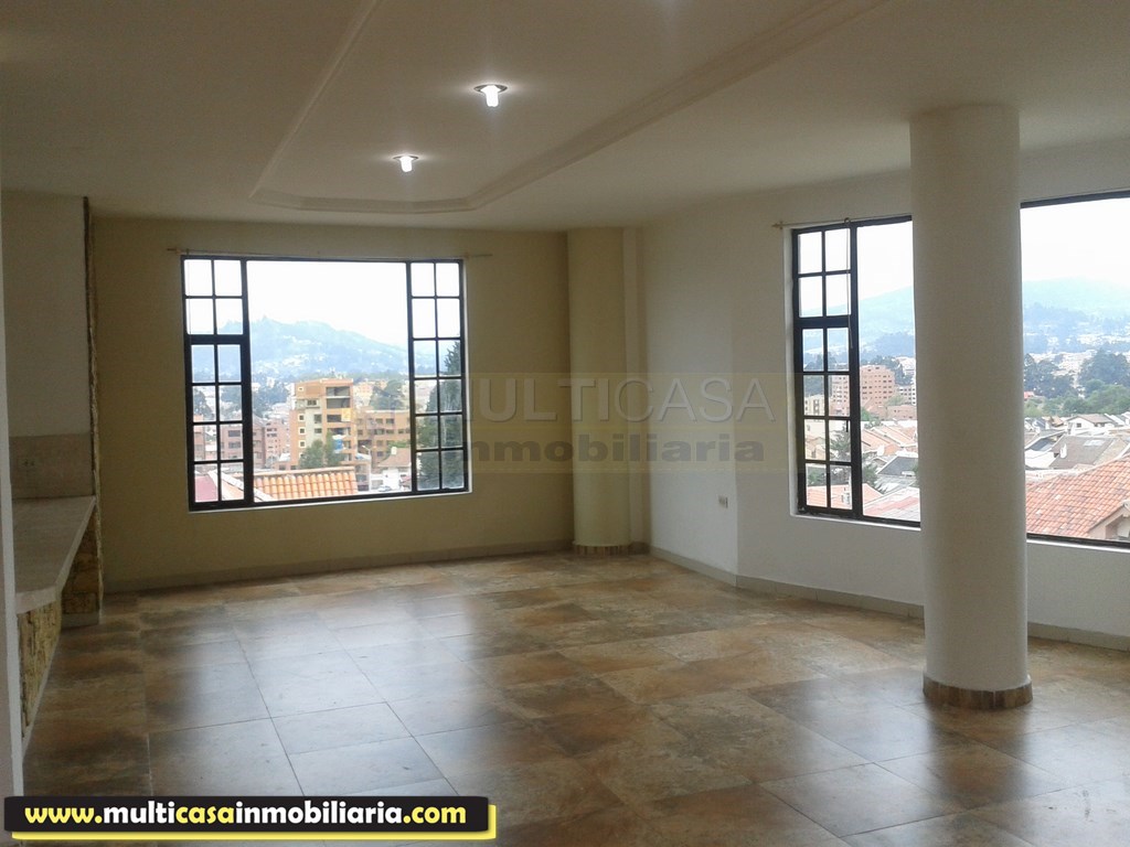 Venta de hermoso edificio de 6 departamentos y 2 media Aguas a crédito sector Las Pencas Cuenca - Ecuador