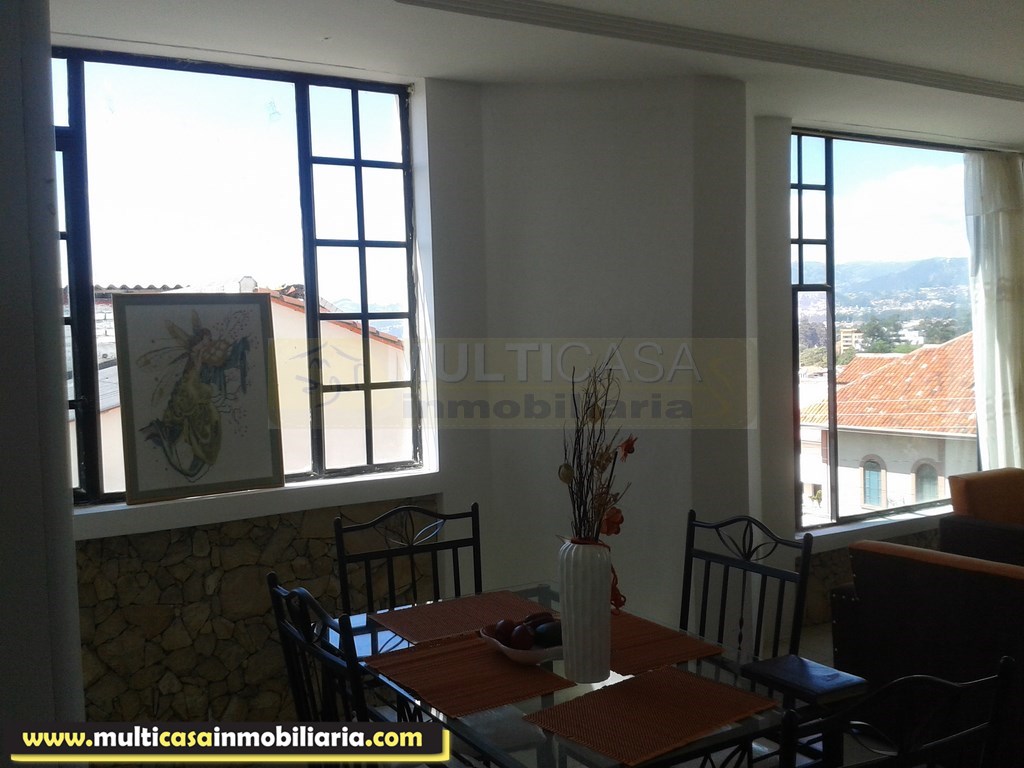 Venta de hermoso edificio de 6 departamentos y 2 media Aguas a crédito sector Las Pencas Cuenca - Ecuador