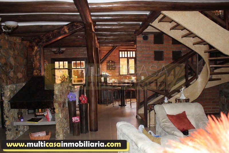 Casa Rústica en Venta a Crédito sector Río Sol Cuenca-Ecuador