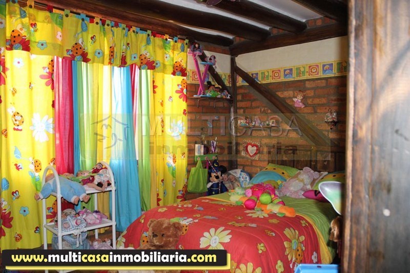 Casa Rústica en Venta a Crédito sector Río Sol Cuenca-Ecuador