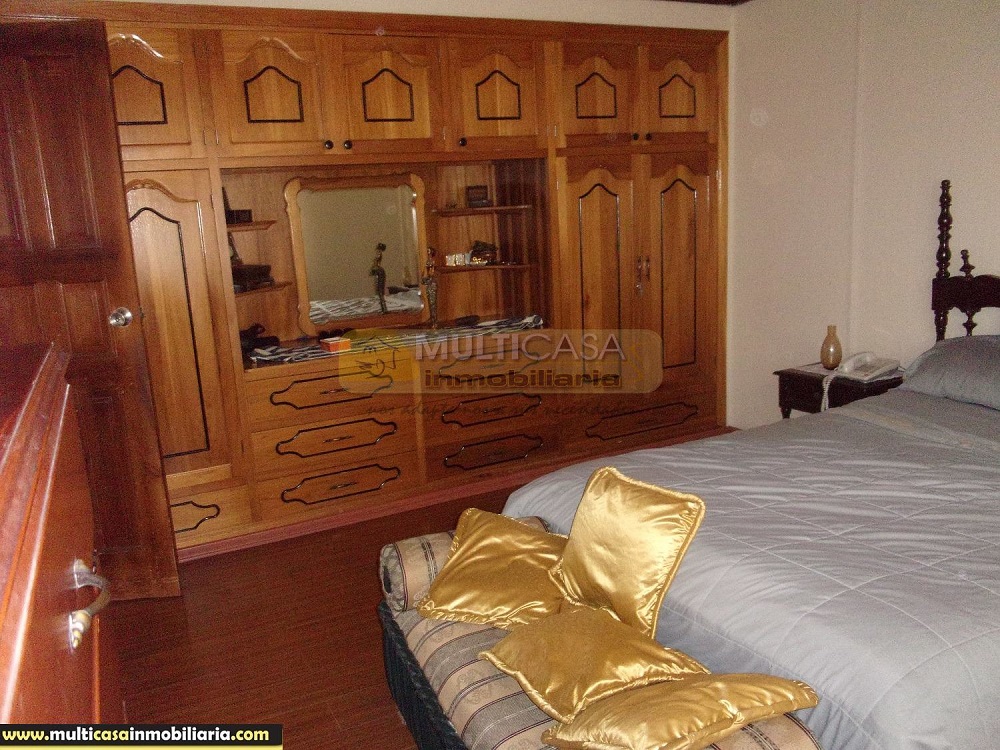 Casa Moderna de Venta a crédito sector Centro de la Ciudad  Azogues - Ecuador