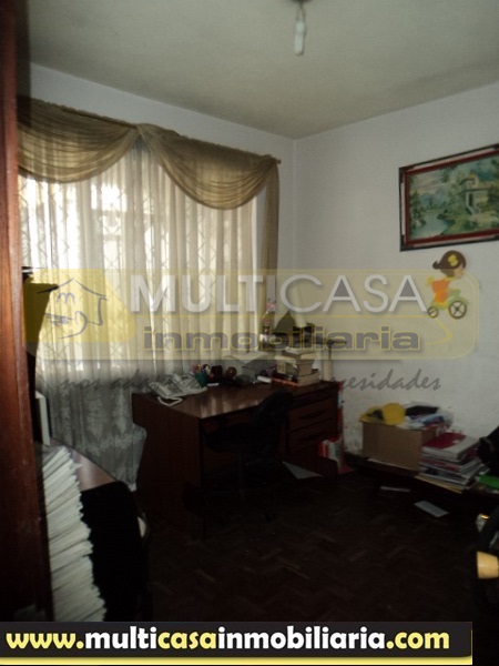 Venta de Hermosa Casa a crédito sector Jardin Azuayo Cuenca - Ecuador