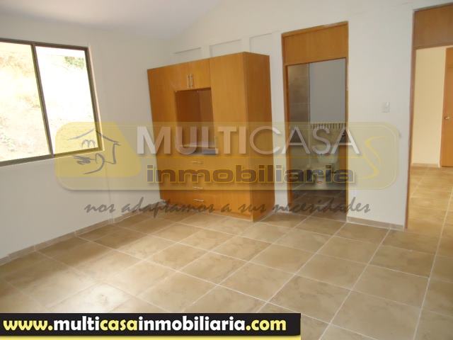 Quinta en Venta a crédito con amplio terreno sector de Yunguilla - Ecuador