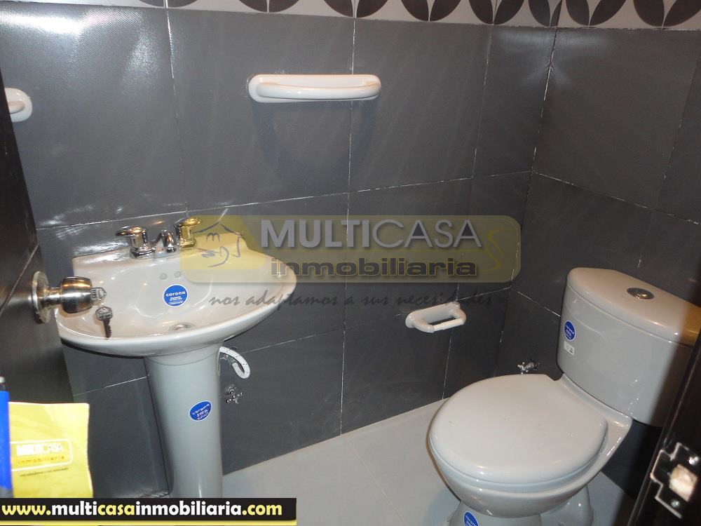 Venta de casa por estrenar a crédito por el sector Misicata Cuenca - Ecuador