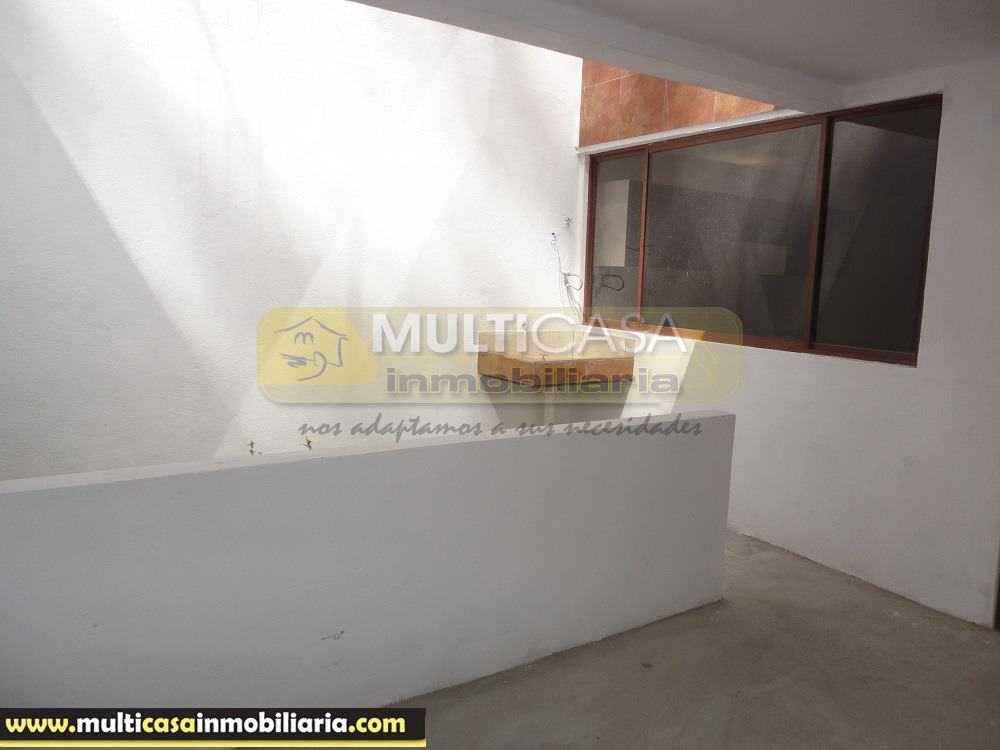 Venta de Hermosa Casa a crédito por Estrenar en el sector Ricaurte Cuenca - Ecuador