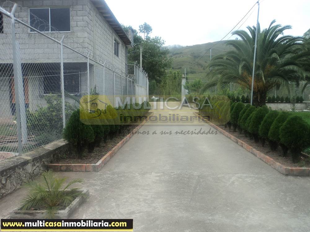 Venta de Hermosa Quinta a crédito por el sector El Cabo Cuenca - Ecuador