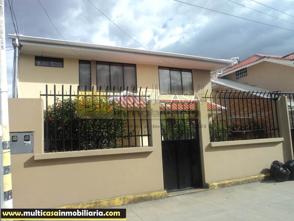 Venta de Hermosa Casa Rentera a crédito por el sector Y del Cebollar Cuenca - Ecuador