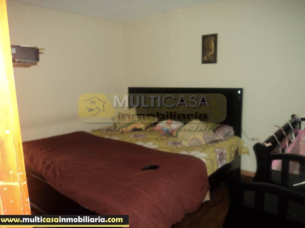 Venta de Hermosa Casa Rentera a crédito por el sector Y del Cebollar Cuenca - Ecuador