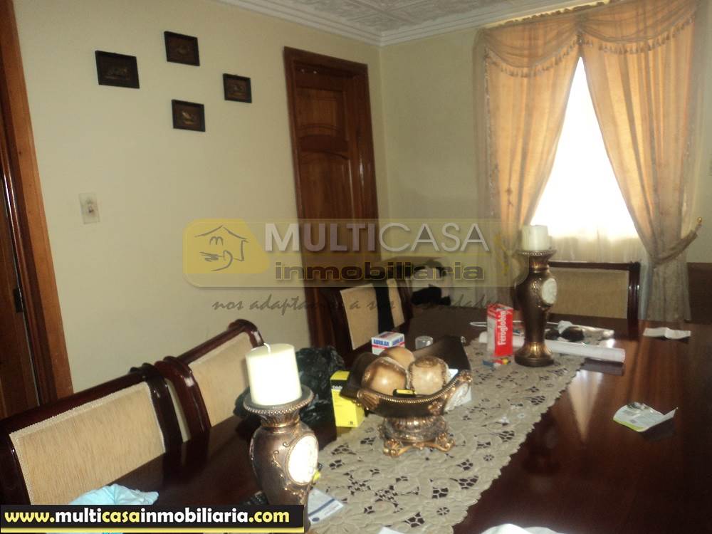 Venta de Hermosa Casa Rentera a crédito por el sector Y del Cebollar Cuenca - Ecuador