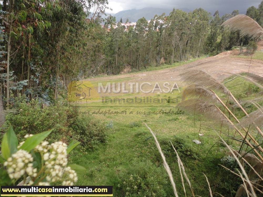 Venta de Hermosa Propiedad Amplia a crédito sector San Pedro Cuenca - Ecuador