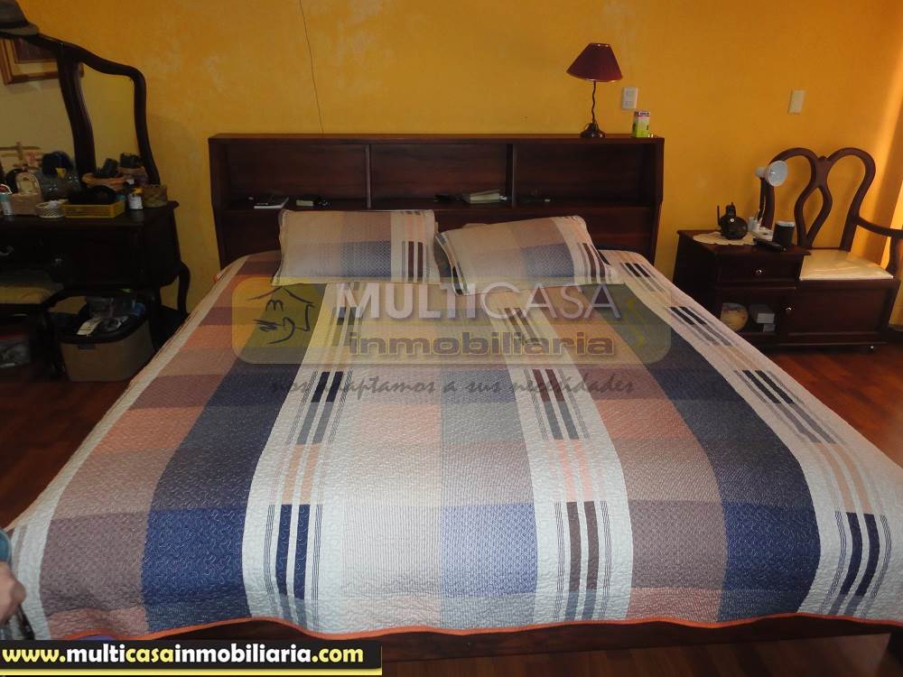 Casa Comercial en Venta con Mini departamento Sector Héroes de Verdeloma Cuenca - Ecuador