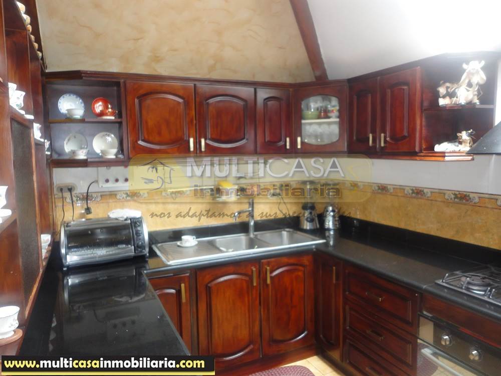 Venta de Hermoso Penthouse con seis Dormitorios y Baño privado completo cada uno a crédito Sector Oro Verde Cuenca - Ecuador