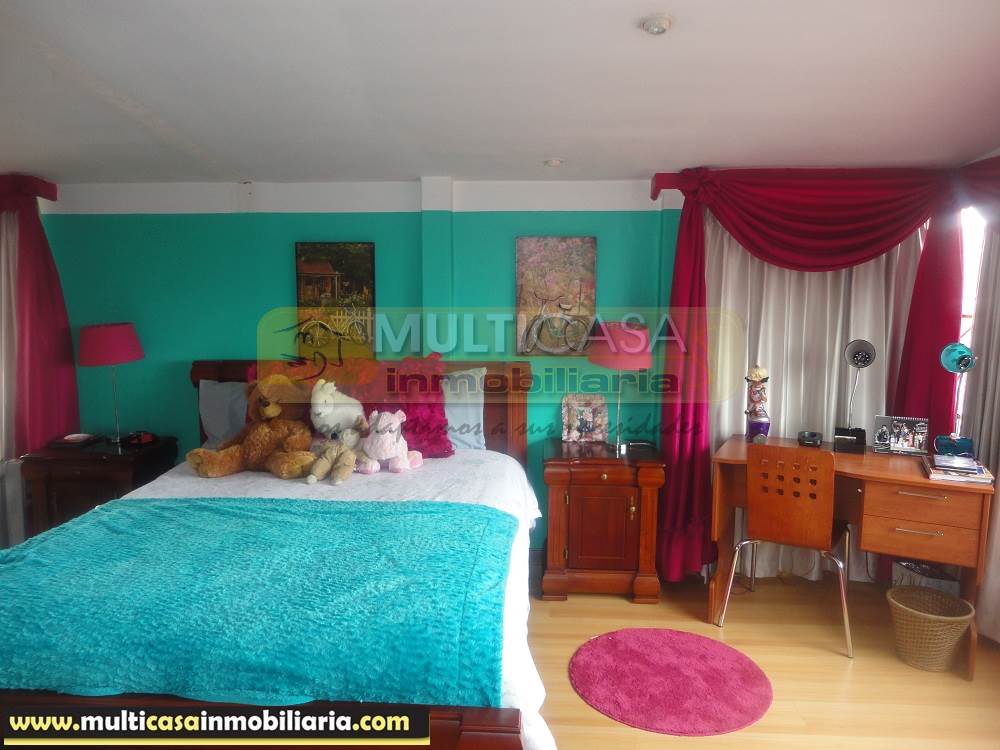 Venta de Hermoso Penthouse con seis Dormitorios y Baño privado completo cada uno a crédito Sector Oro Verde Cuenca - Ecuador