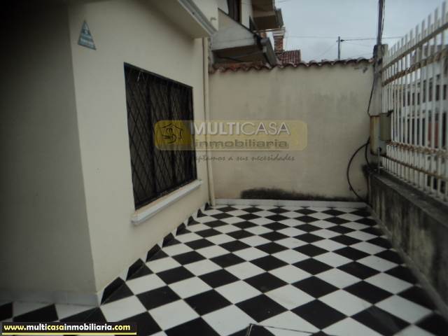 Venta de Hermosa Casa a crédito sector Parque del Dragón  Cuenca - Ecuador