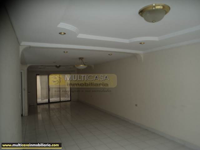 Venta de Hermosa Casa a crédito sector Parque del Dragón  Cuenca - Ecuador