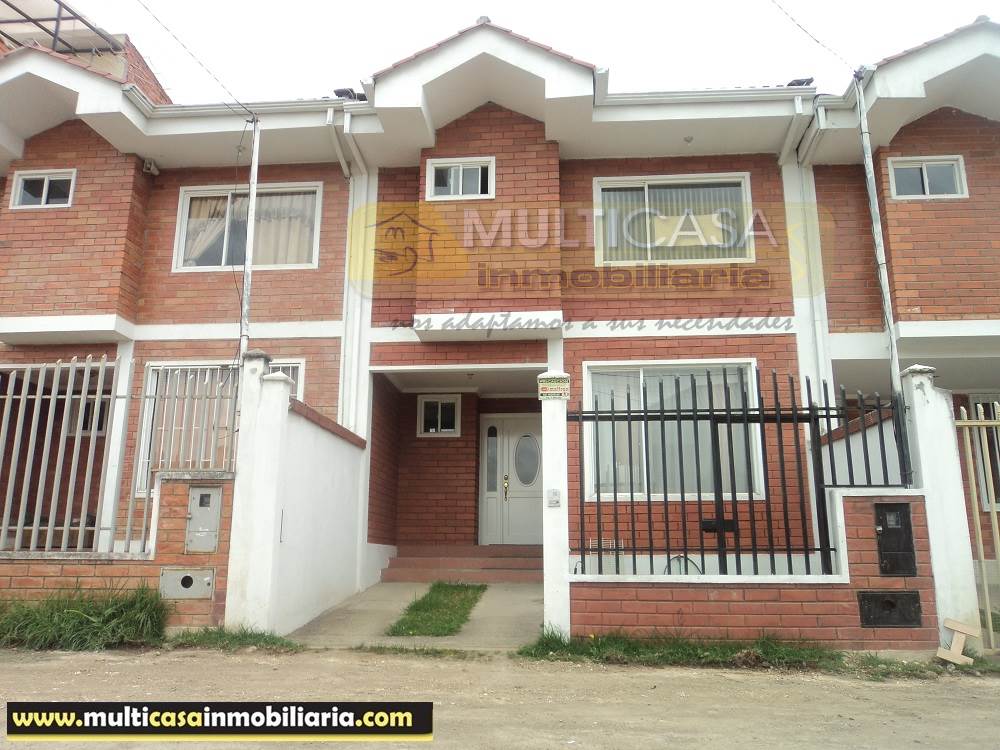 Venta de Hermosa Casa a crédito sector Gran Manzana Cuenca - Ecuador