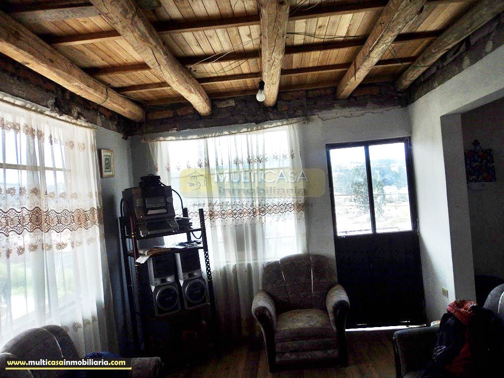 Venta de Casa Comercial a crédito sector Las Orquídeas Cuenca - Ecuador