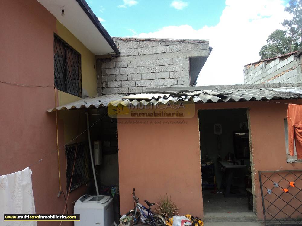 Venta de Casa Comercial a crédito sector Las Orquídeas Cuenca - Ecuador