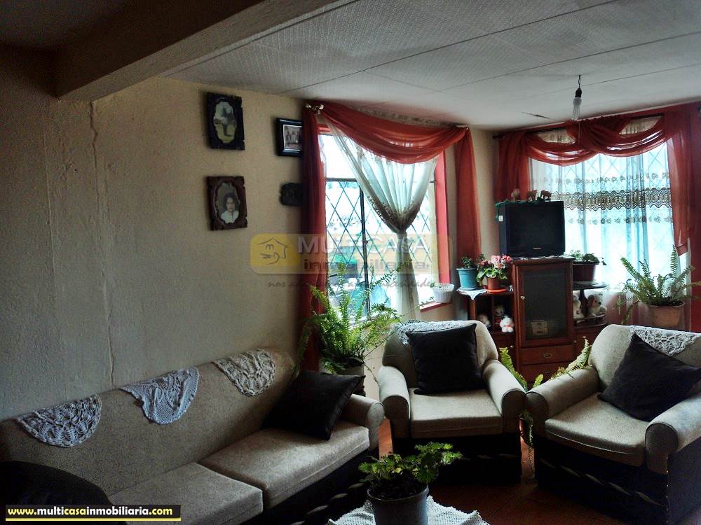 Venta de Casa Comercial a crédito sector Las Orquídeas Cuenca - Ecuador