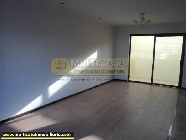Villa en Venta a crédito por estrenar sector El Cebollar Cuenca - Ecuador
