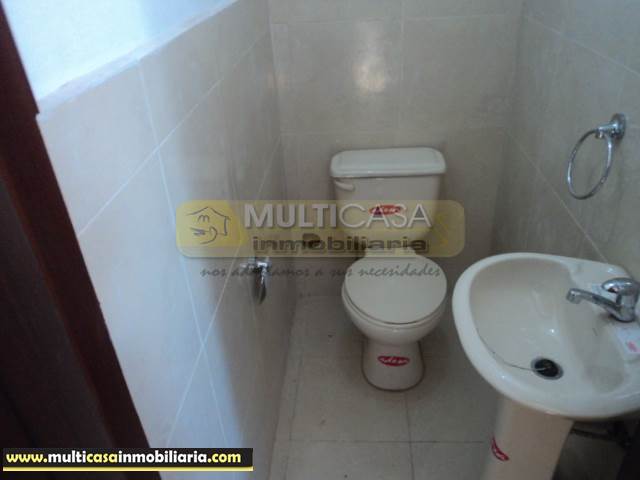Villa en Venta a crédito por estrenar sector El Cebollar Cuenca - Ecuador