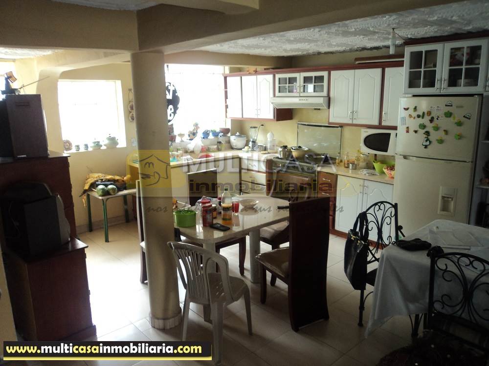 Venta de Casa Amplia a crédito sector Totoracocha Cuenca - Ecuador